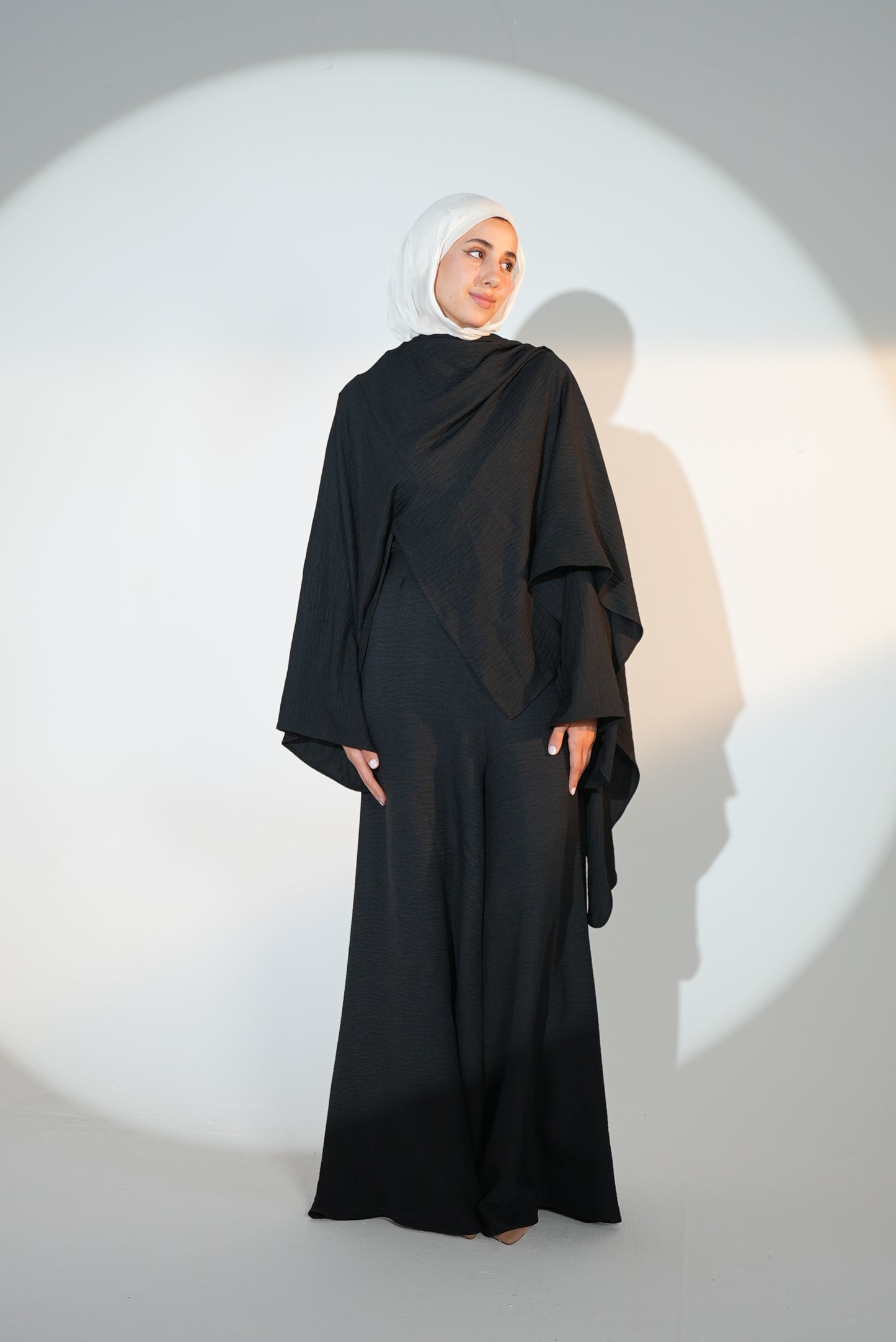 Head Turner Set in Black