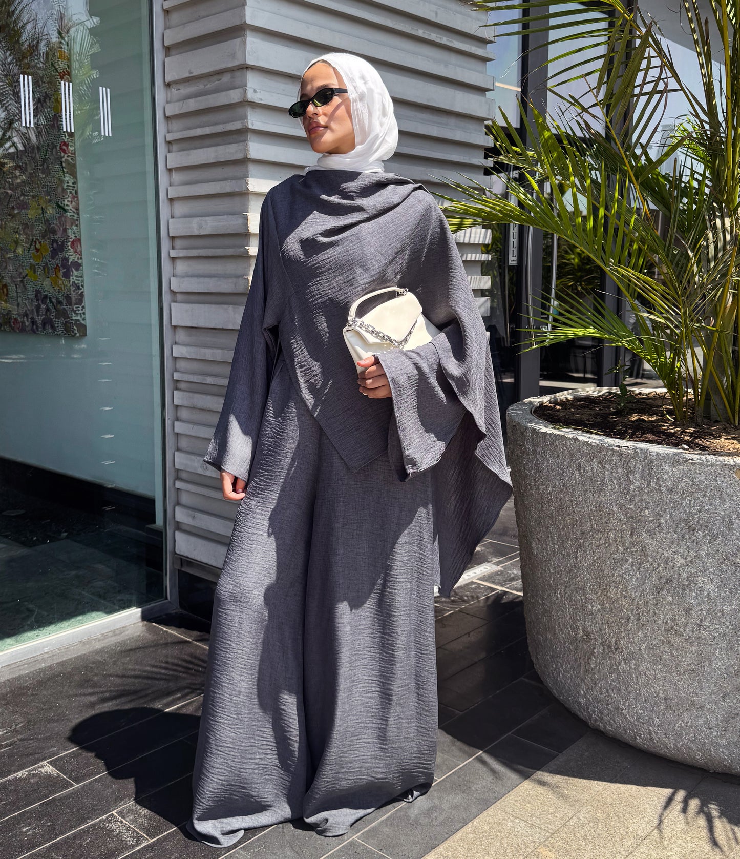 Head Turner Set in Grey