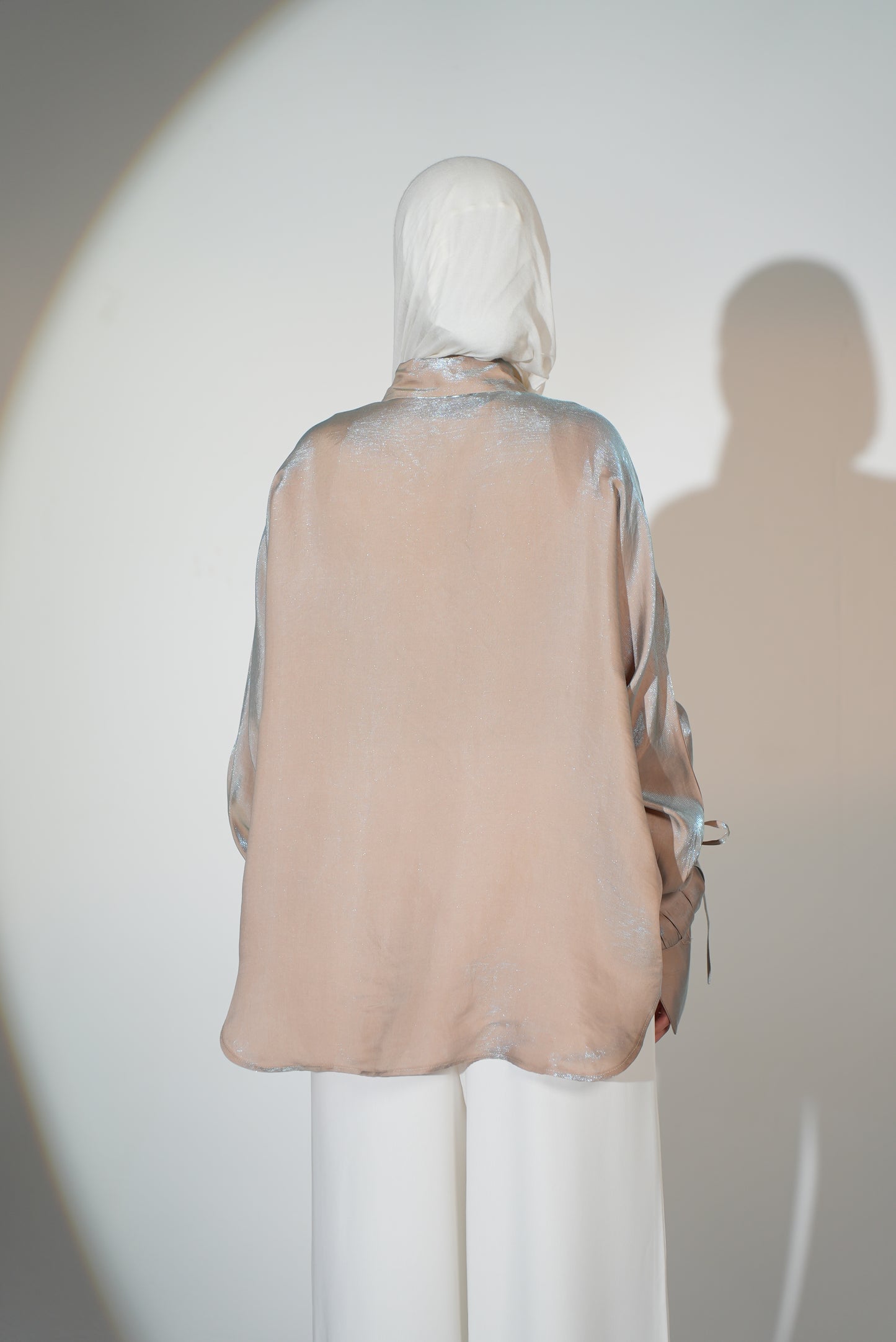 Rhea Drawstring blouse in beige x blue