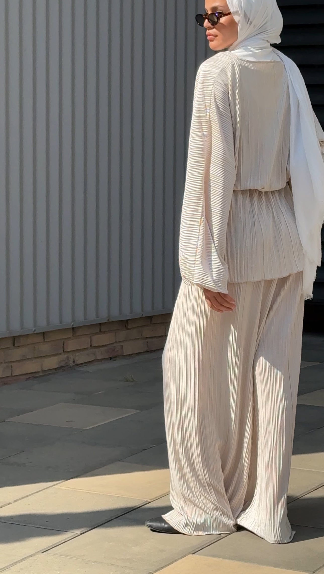 Sicily Balloon Sleeve Set in creme