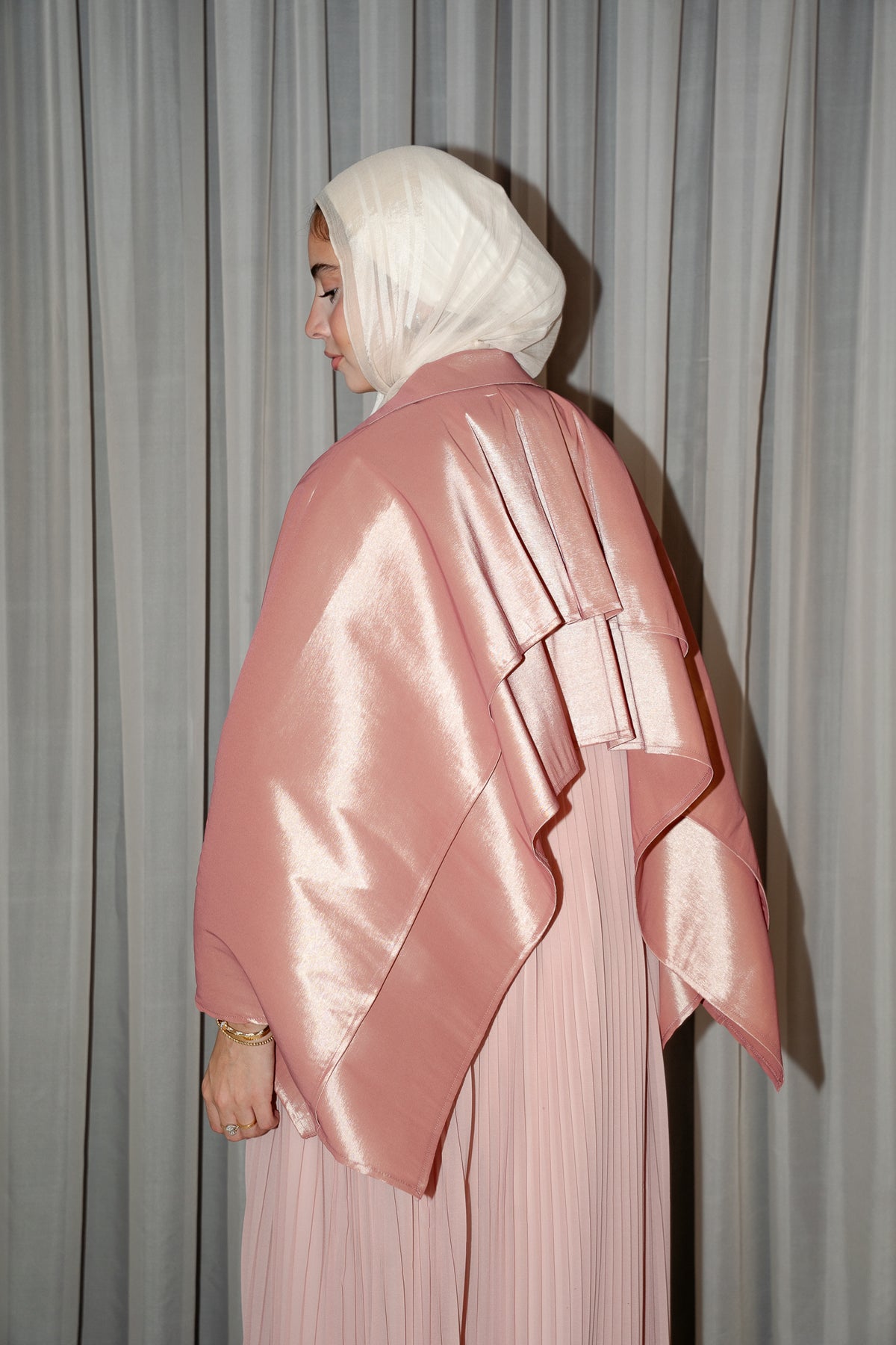 Layl Abaya in Blush