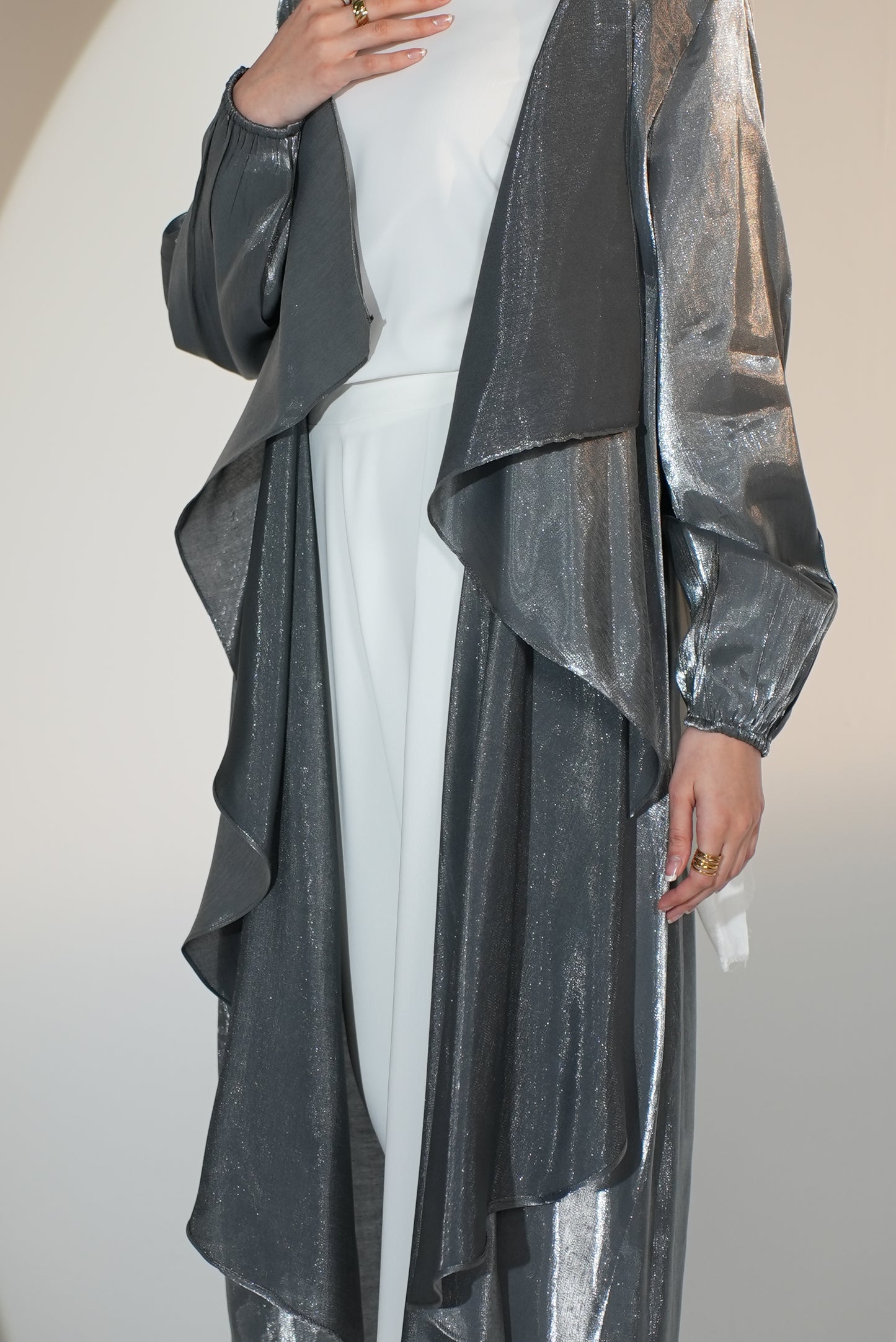 Shimmer Emilia in Silver/dark grey