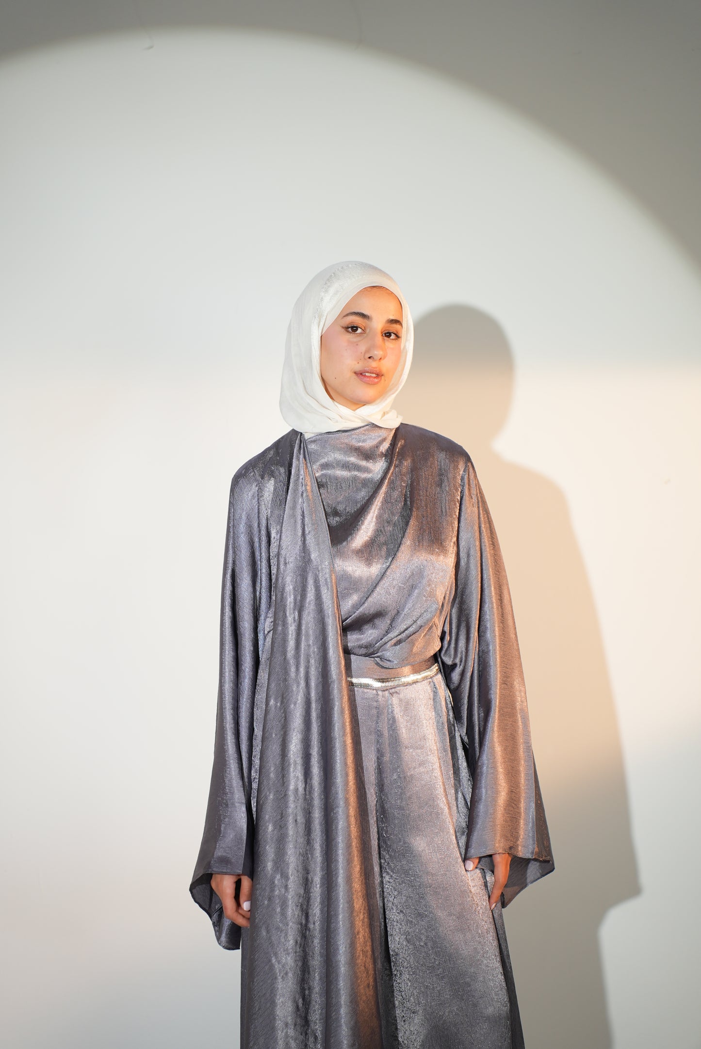 Head Turner set in Greyish Lilac