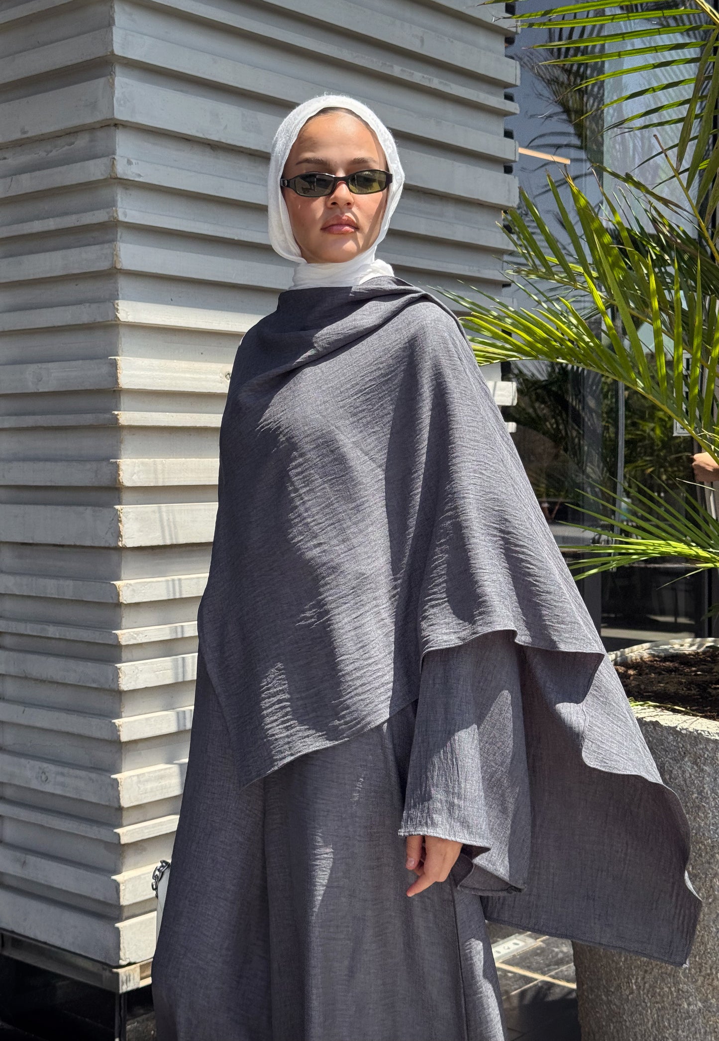 Head Turner Set in Grey