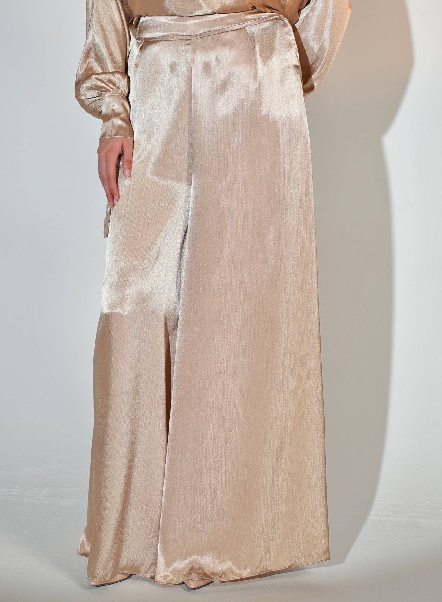 Must Have Skirt Pants in golden beige
