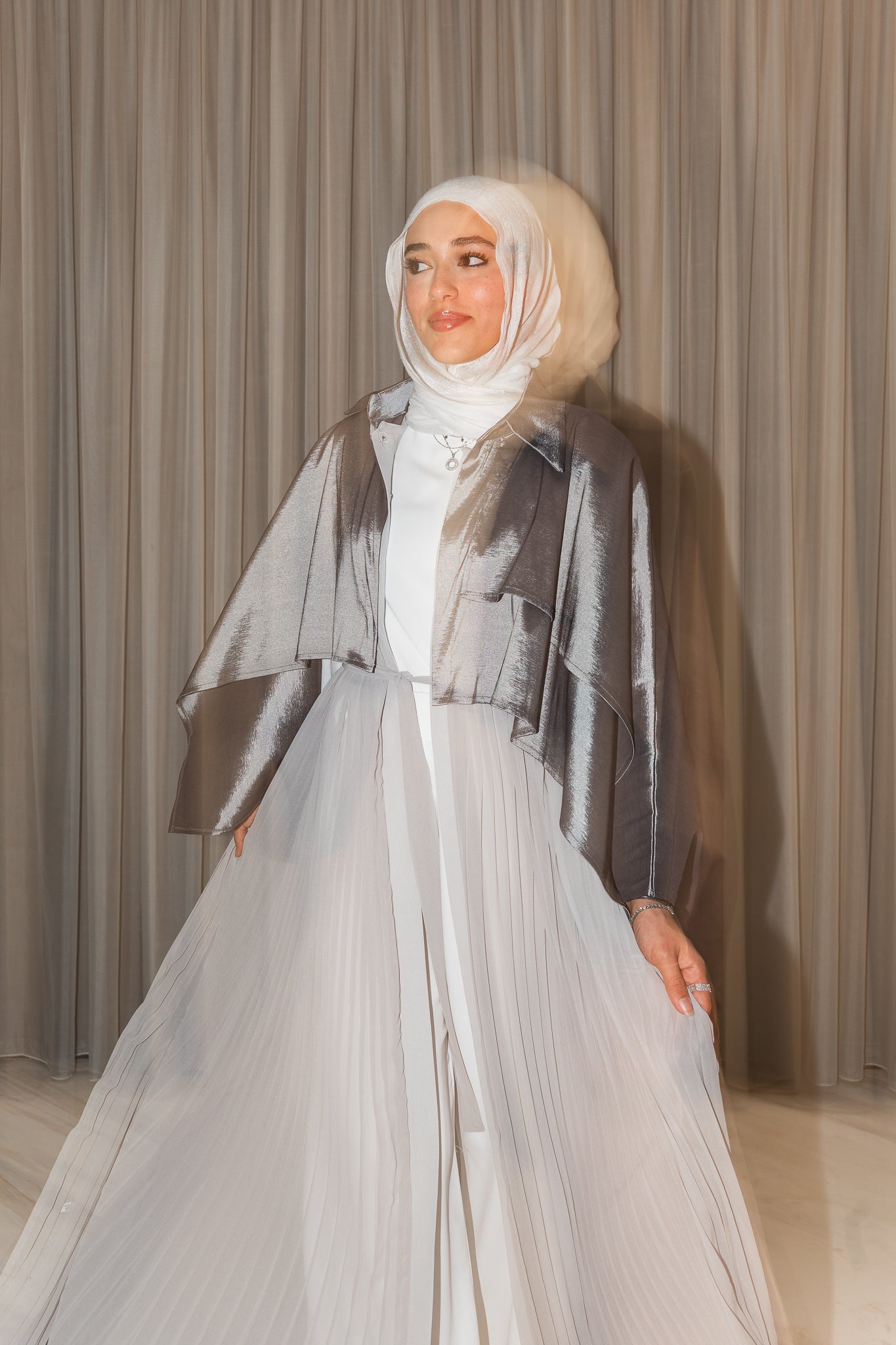 Layl Abaya in Grey