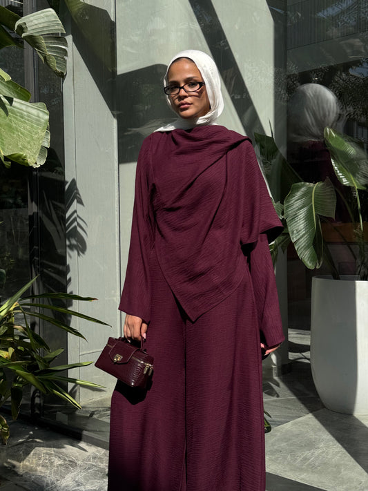 Head Turner Set in Burgundy}