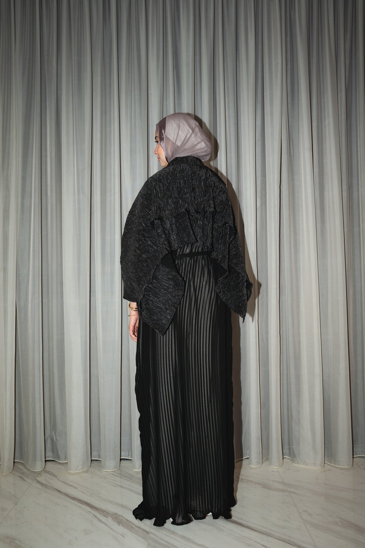Layl Abaya in Pleated Black
