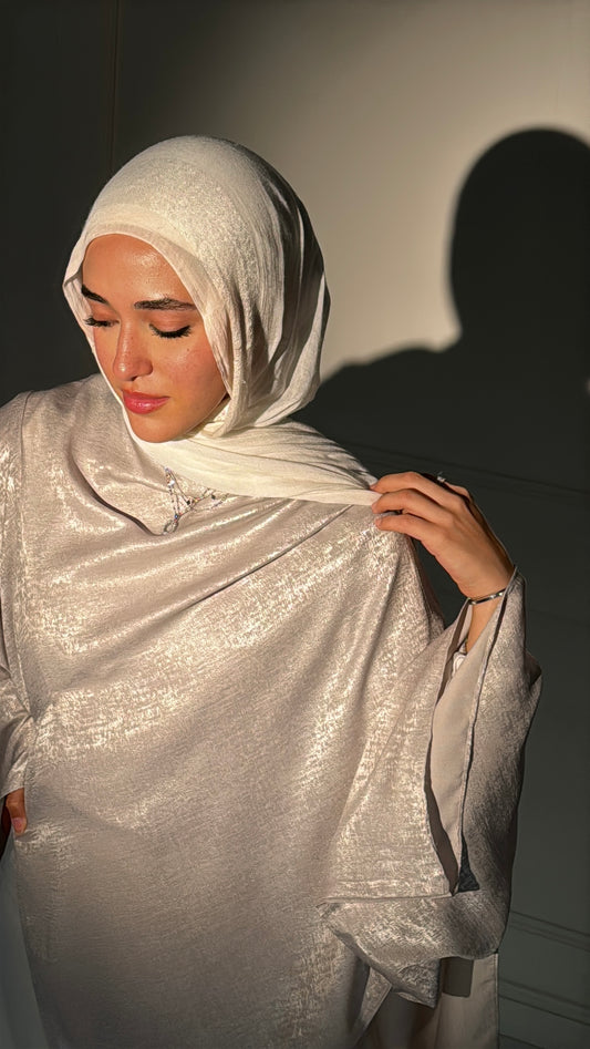 Head Turner Shawl Top in Sliver x Beige