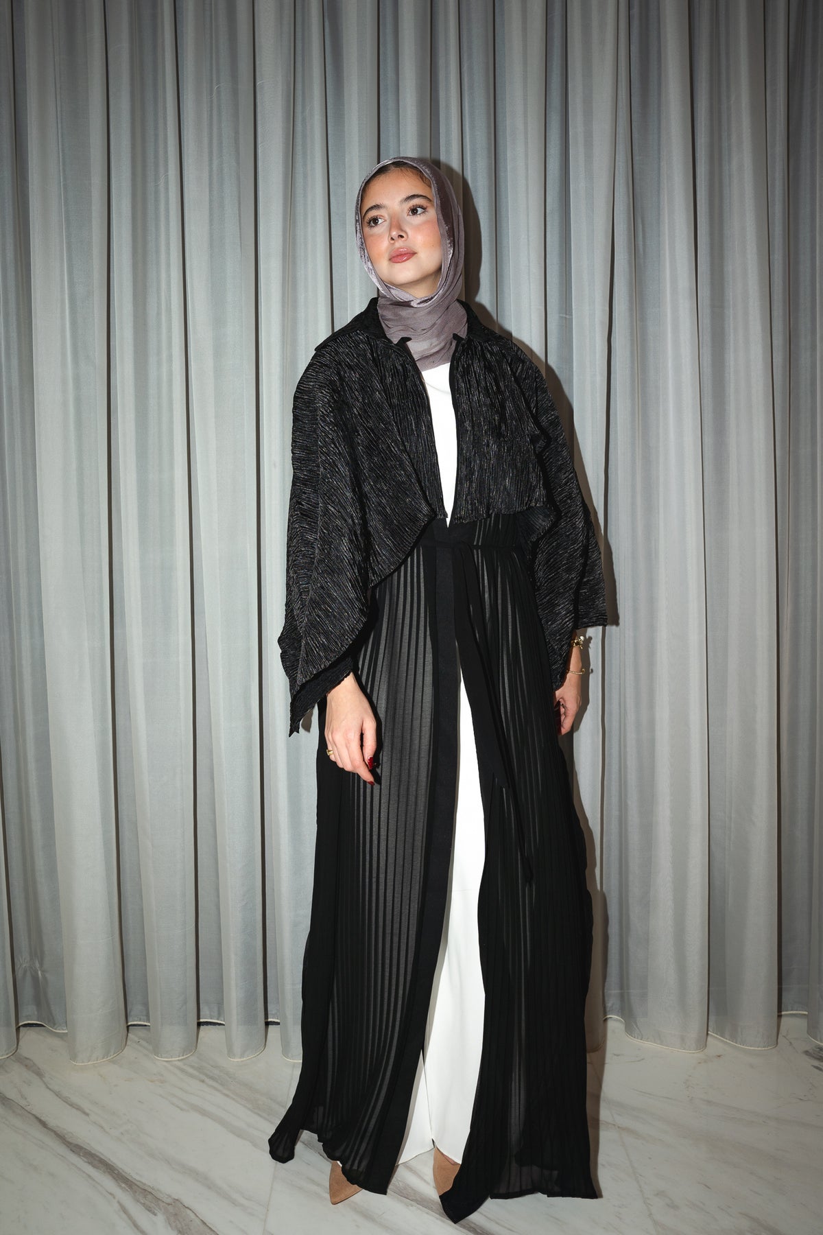 Layl Abaya in Pleated Black