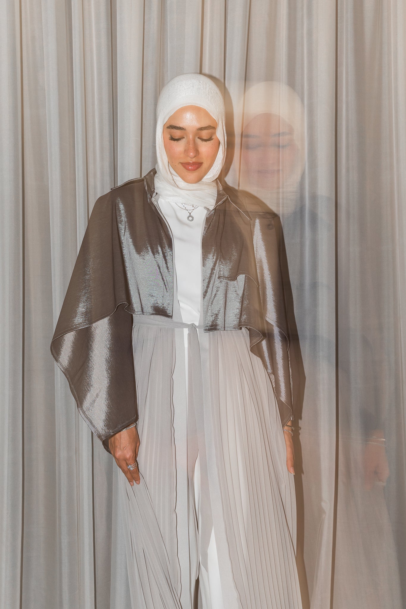 Layl Abaya in Grey