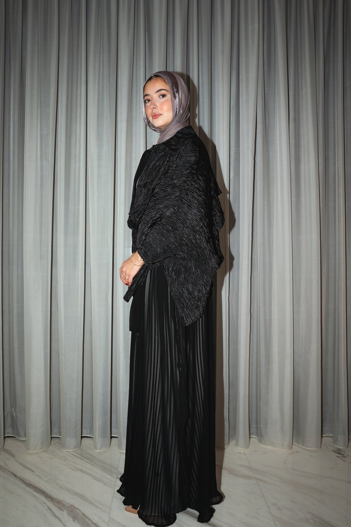 Layl Abaya in Pleated Black
