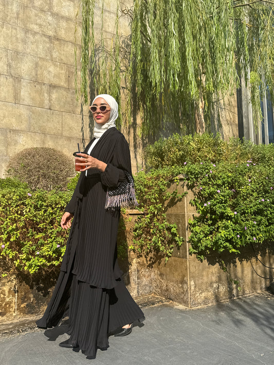Double Layered Pleated Kaftan in Black