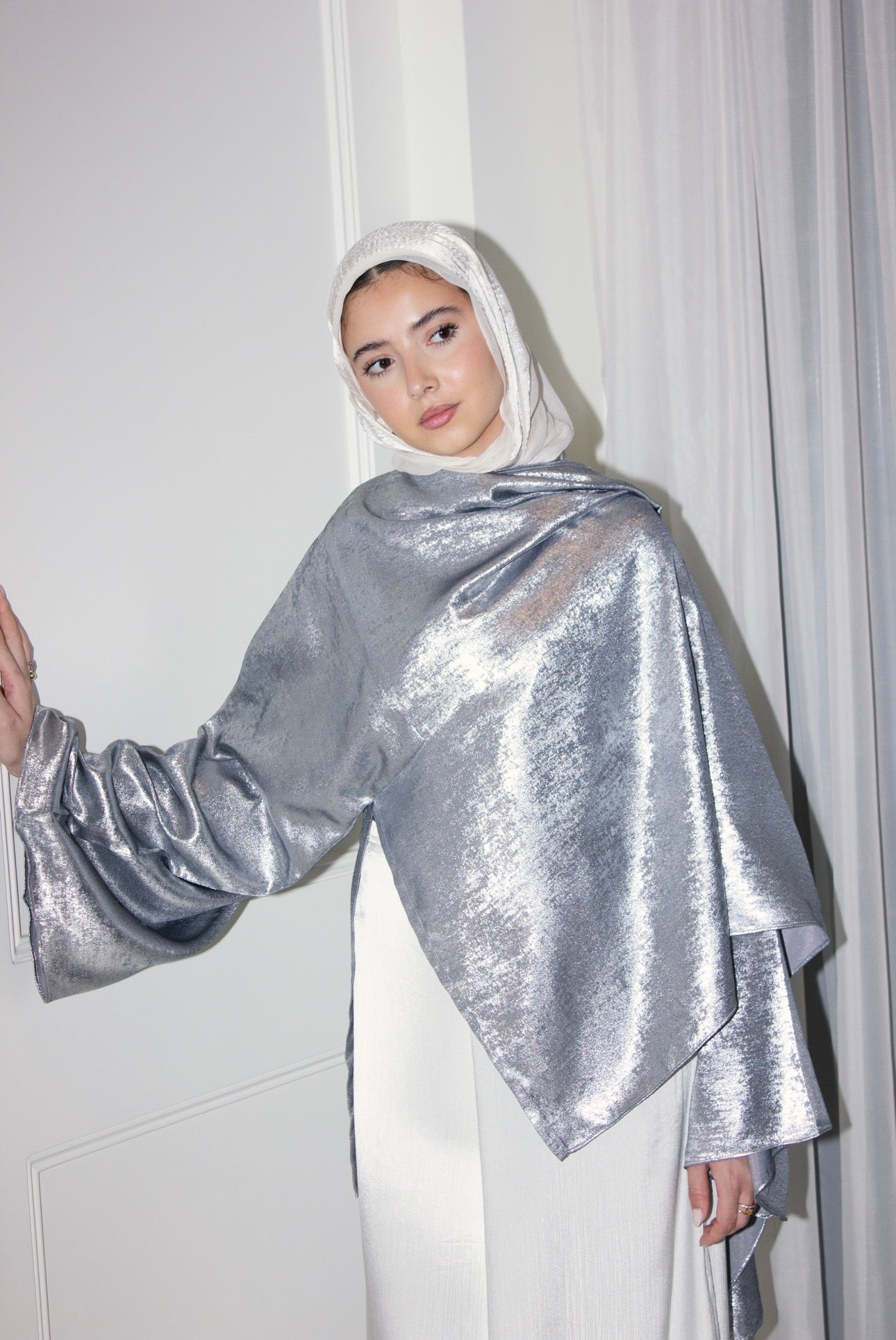 Head Turner Top in SilverxGrey