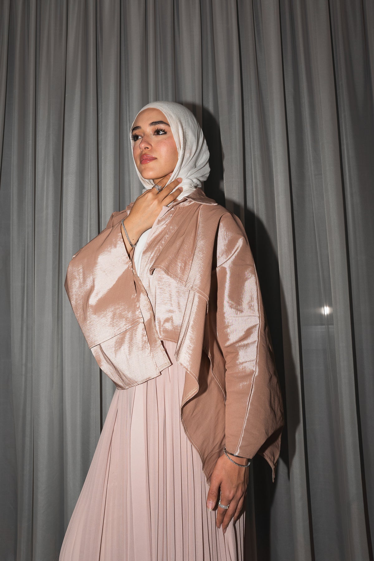 Layl Abaya in Rosé