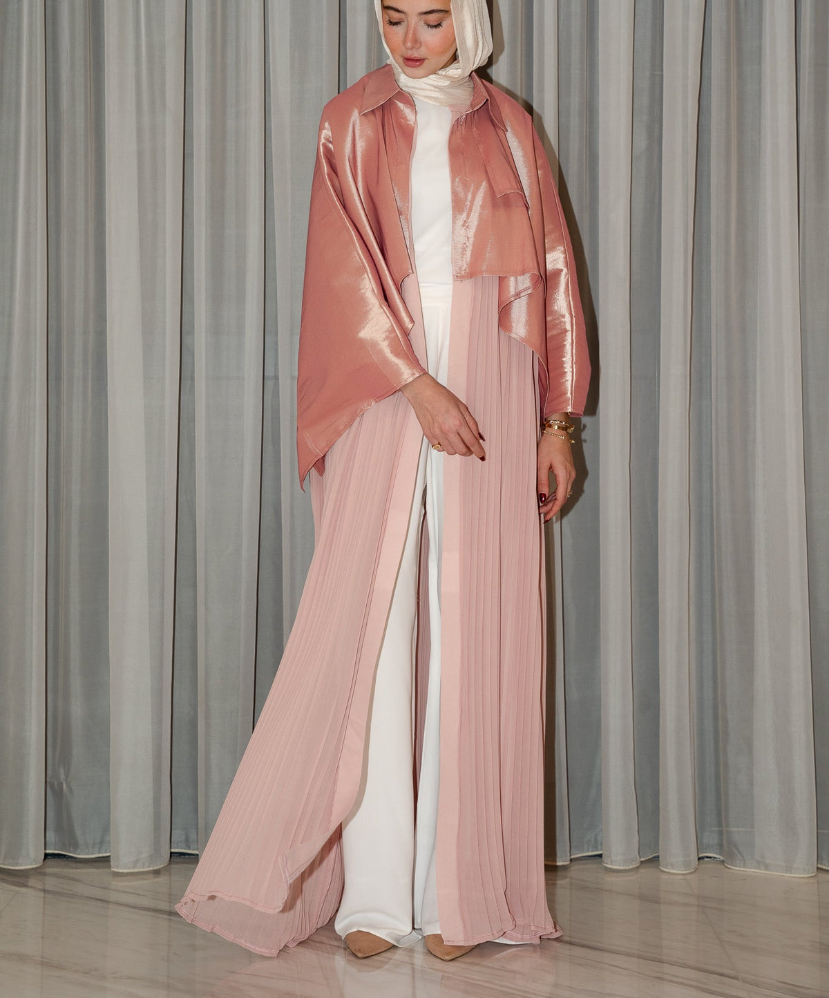 Layl Abaya in Blush