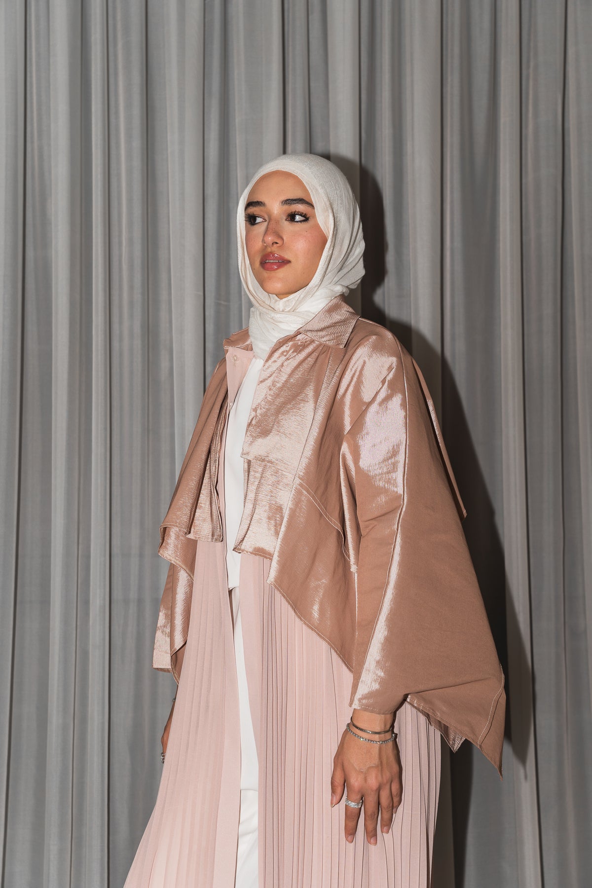 Layl Abaya in Rosé