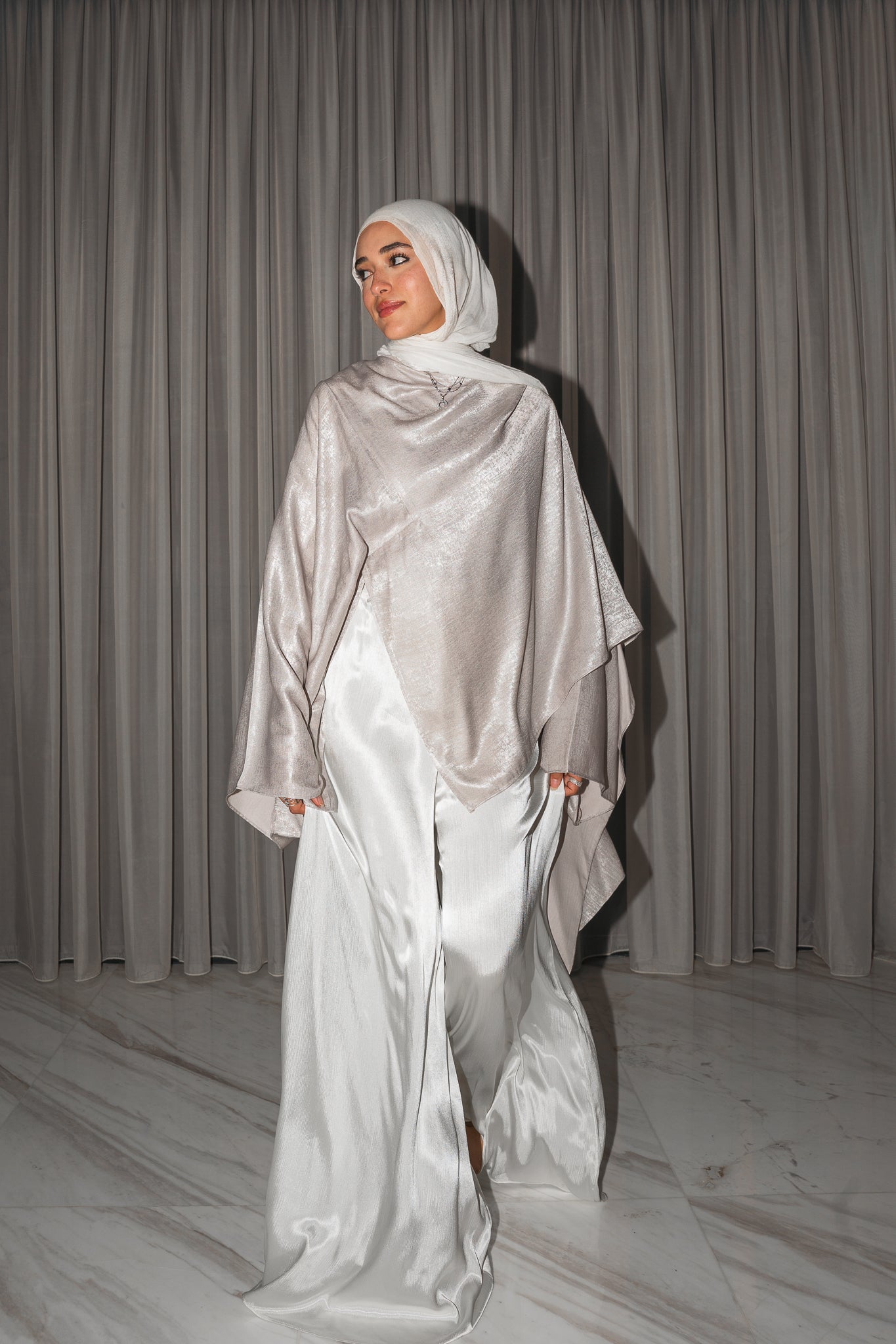 Head Turner Shawl Top in Sliver x Beige