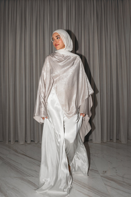 Head Turner Shawl Top in Sliver x Beige