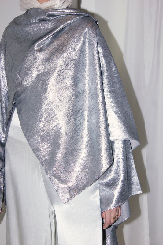 Head Turner Top in SilverxGrey
