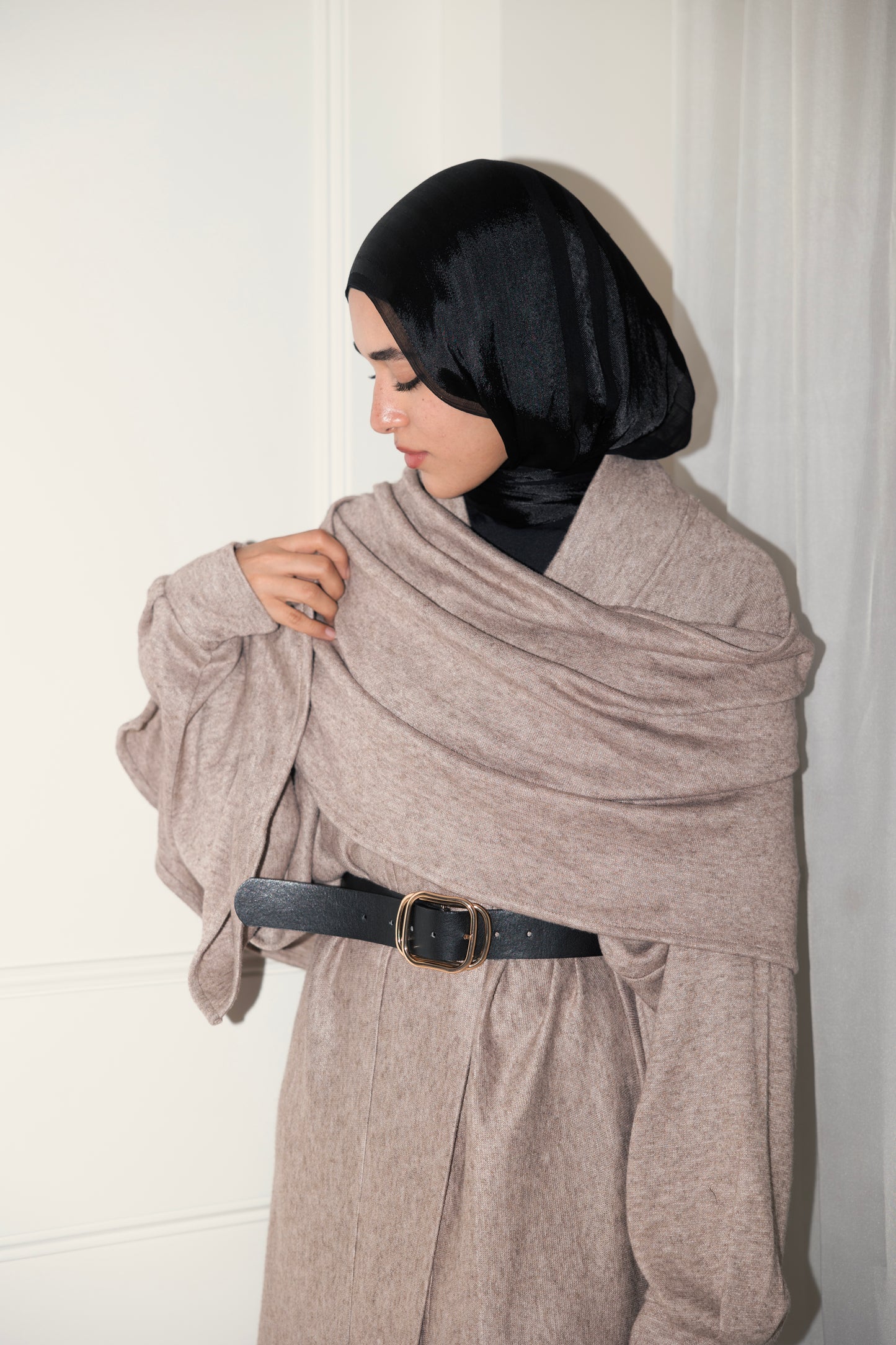 Valaya Cardigan in Medium Beige