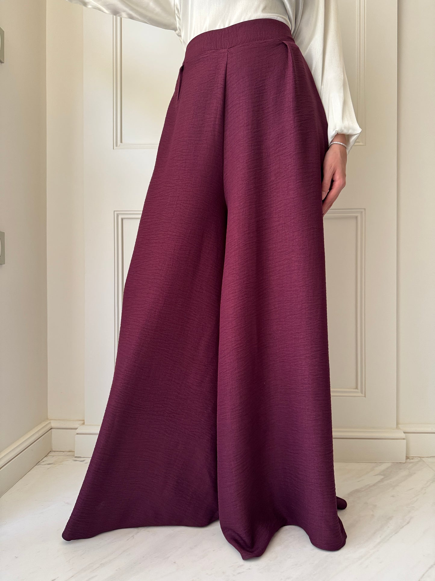 Must Have Skirt Pants in Burgundy