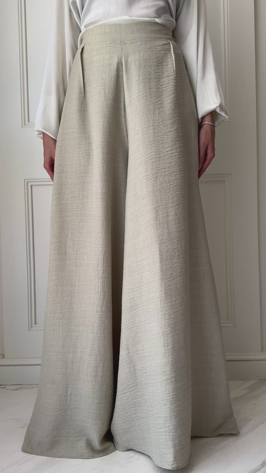 Must Have Skirt Pants in Beige